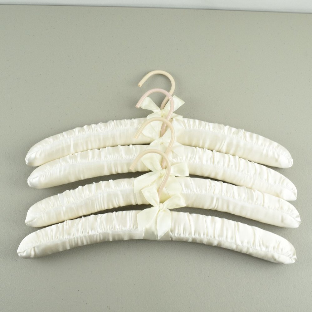 Satin Cushioned Hanger Set of (4)
